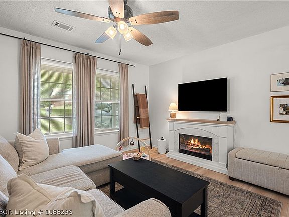 5th image of 80 Grand Magnolia Dr