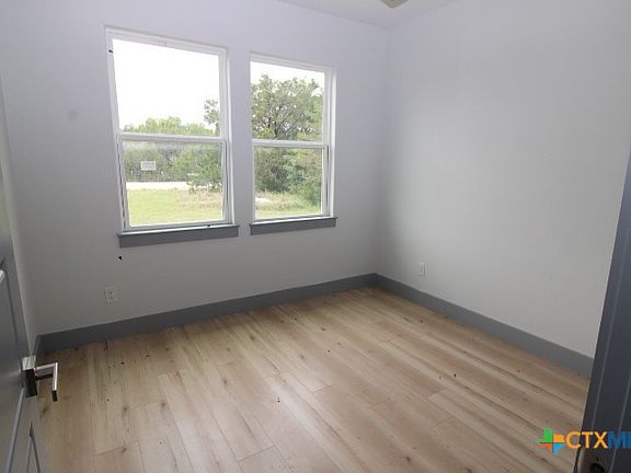 5th image of 171 Hurst Place Blvd