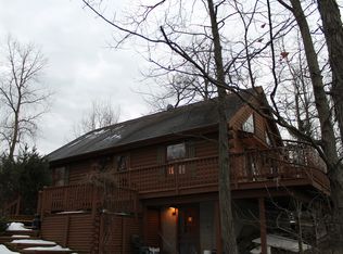 14396 Tyson Trl, Camden, MI 49232