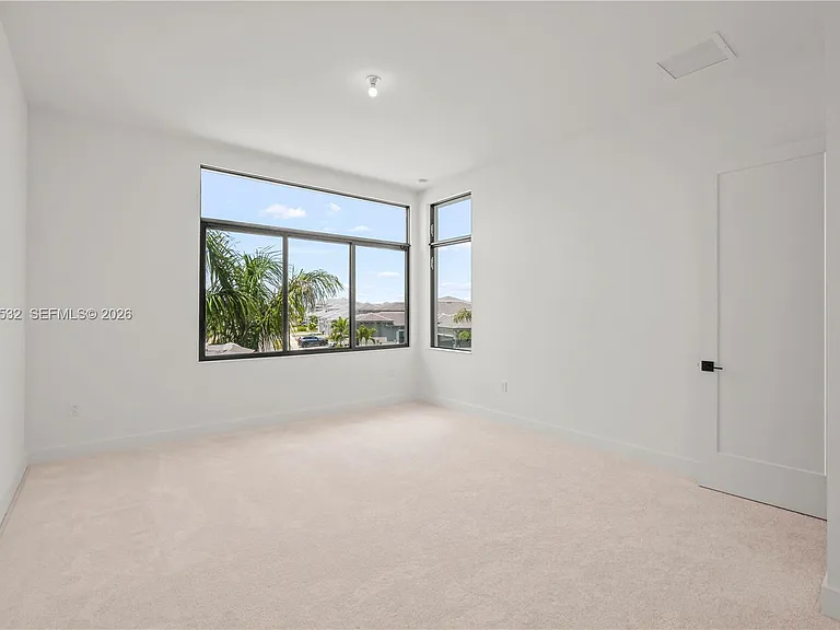 12865 Wingspan Ct — Photo 43