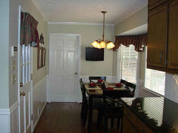3rd image of 4295 Sophie Pl