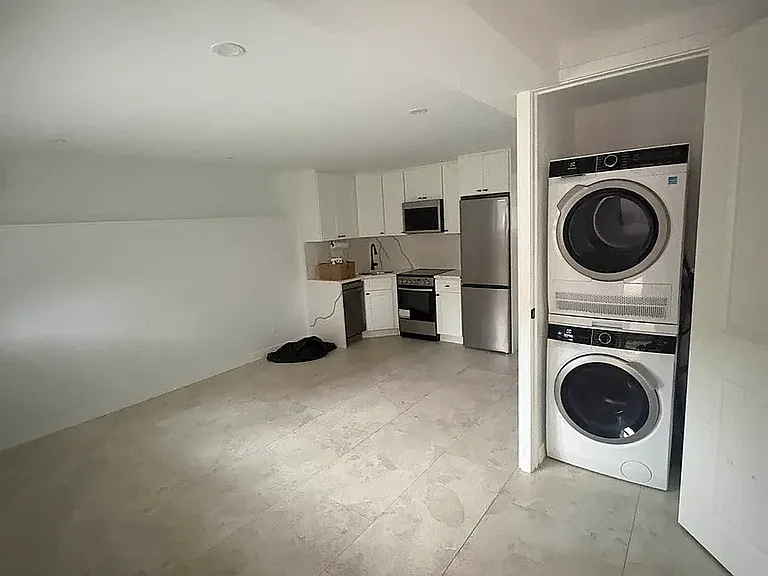 23-60 33rd St #1 — Photo 26
