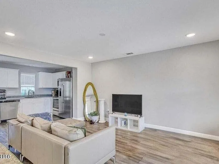 13227R Willow Oak Cir — Photo 2