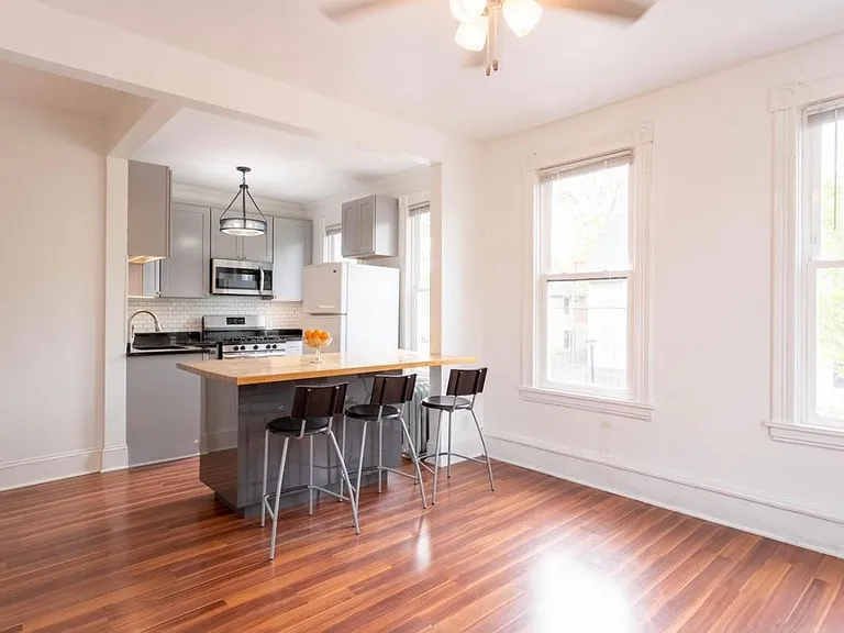 918 W 26th St #2 — Photo 17