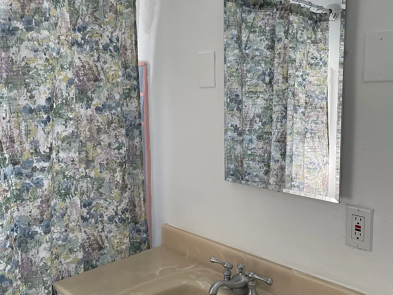 2300 W Ocean View Ave #3 — Photo 3