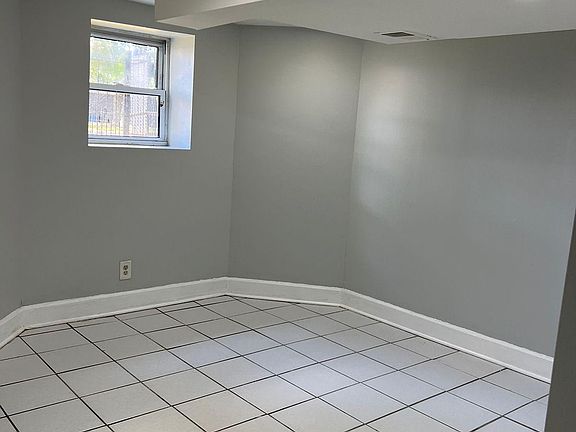 5th image of 3432 N Keeler Ave #G