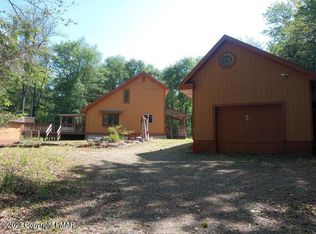 66 Totem Pole Trl, Gouldsboro, PA 18424