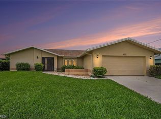 423 SW 12th St, Cape Coral, FL 33991