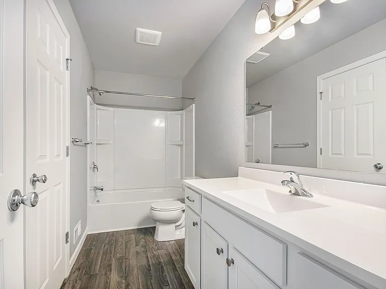 5233 Bittersweet Dr — Photo 40