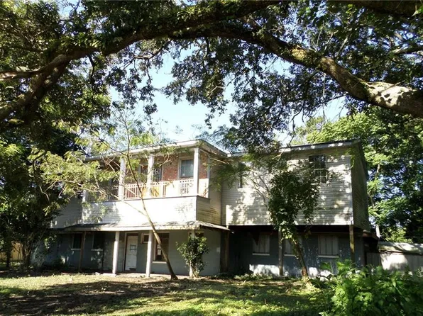 600 Aurora Dr, New Orleans, LA 70131
