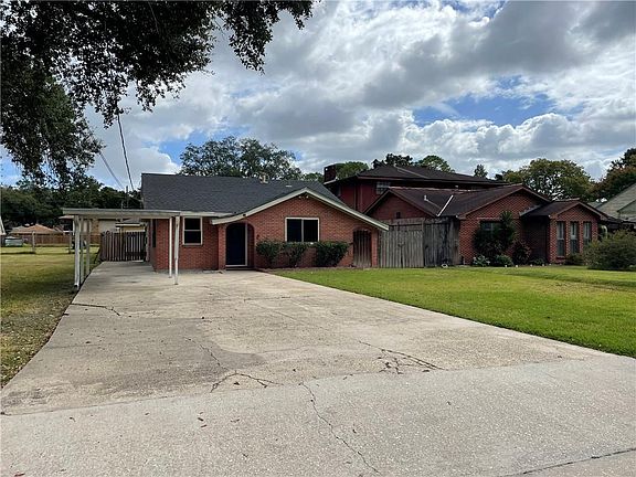 2nd image of 1340 General Collins Ave