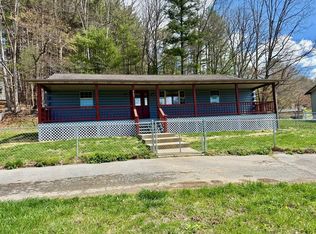 465 Oak Grove Rd, Beckley, WV 25801