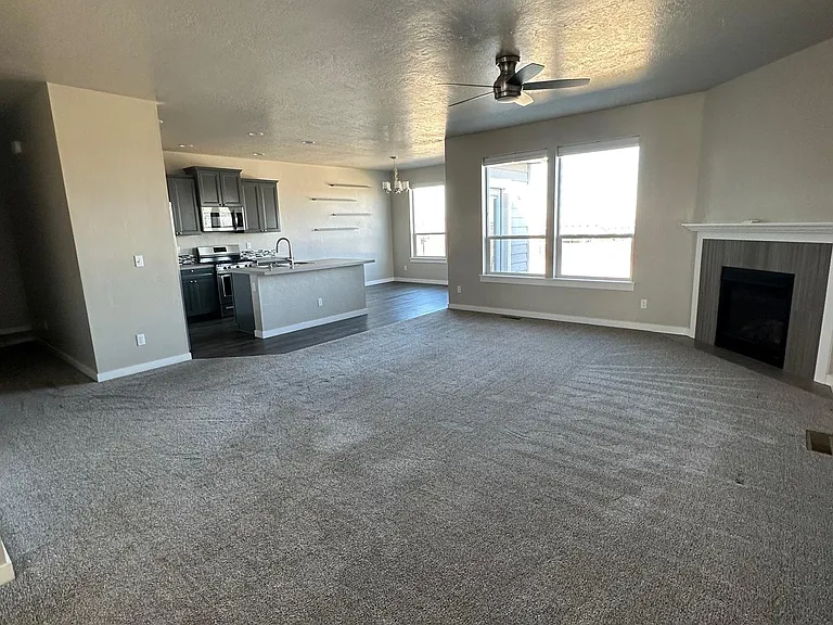 16214 Dietz Way — Photo 7