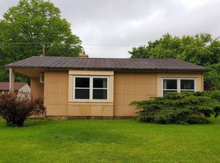 2223 S Main St, Burlington, IA 52601