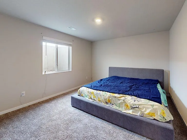 3030 NW Westwood St — Photo 6
