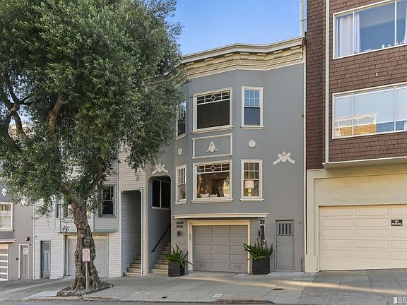 2nd image of 3041 Sacramento St