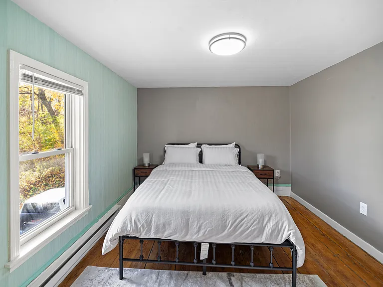 58 Walter St #B — Photo 9