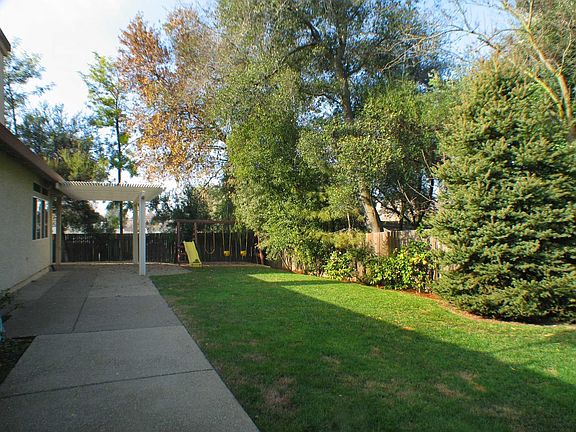 5th image of 8407 Corona Vista Way