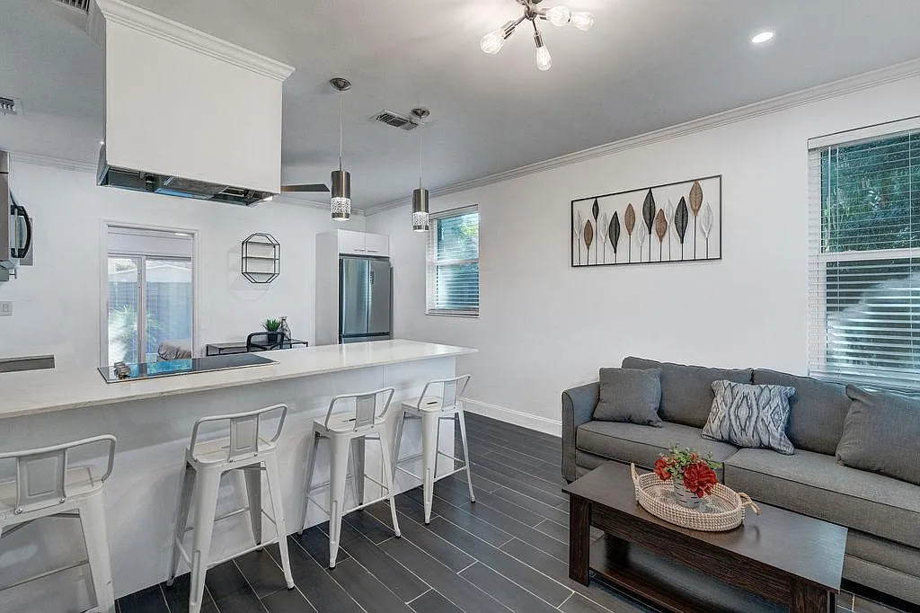 1 bed, 750 sqft, $2,150 — Photo 1