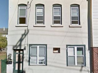 99 E 22nd St APT 1, Bayonne, NJ 07002
