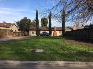 314 N Park St, Visalia, CA 93291