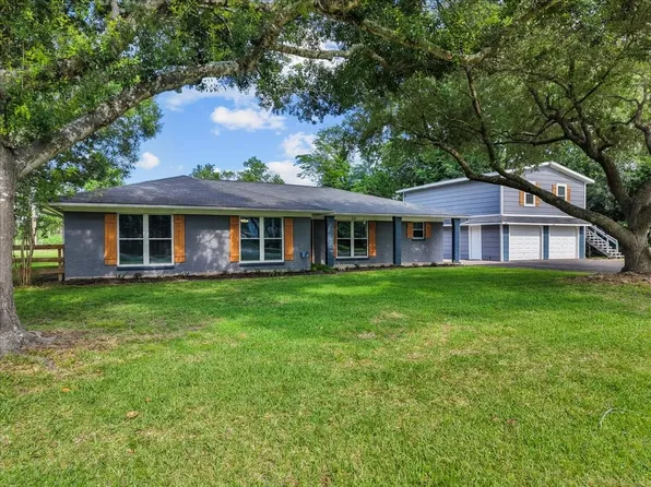 3721 Rush Rd, Santa Fe, TX 77510
