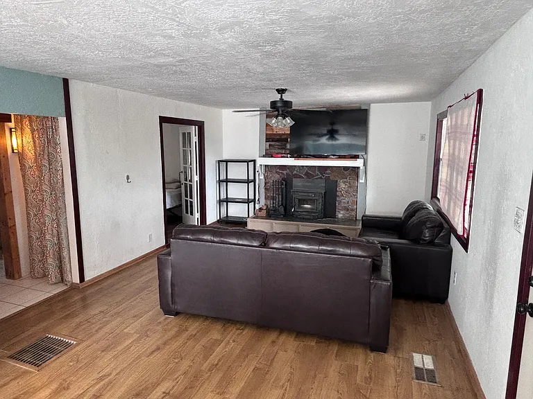 800 Geronimo St — Photo 5