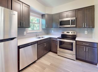 Royal Crest, Trenton, NJ 08690