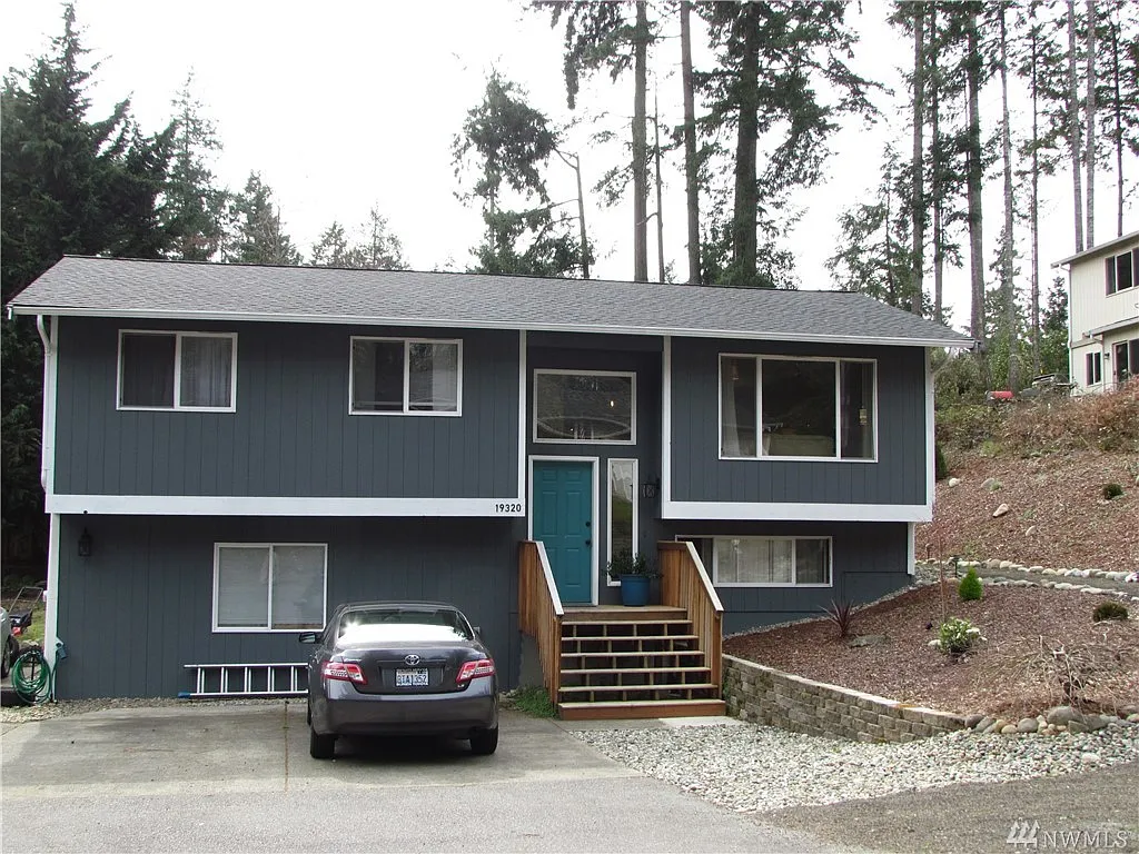 19320 17th St SW photo 1