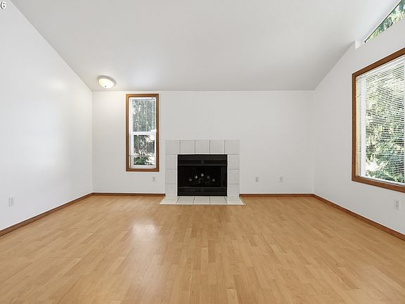 3rd image of 1408 NE 72nd St APT 2