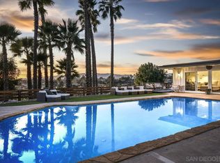 701 E Fallbrook St, Fallbrook, CA 92028