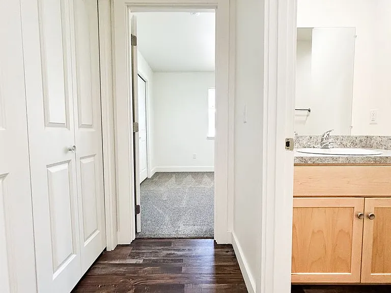4237 Wyoming St — Photo 18