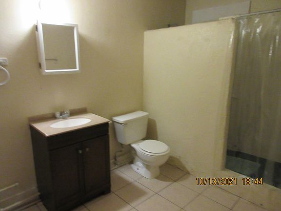 5th image of 403 Niceville Ave #A