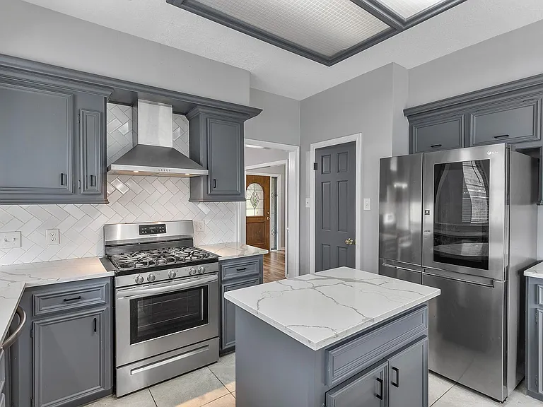 5622 Woodland Creek Dr — Photo 8