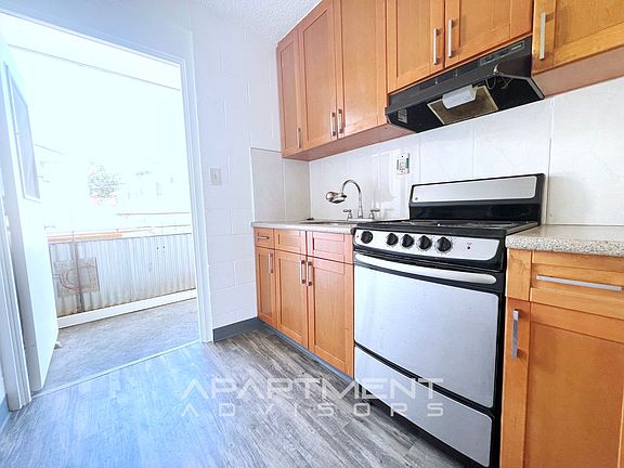 5th image of 1218 N School St #3A