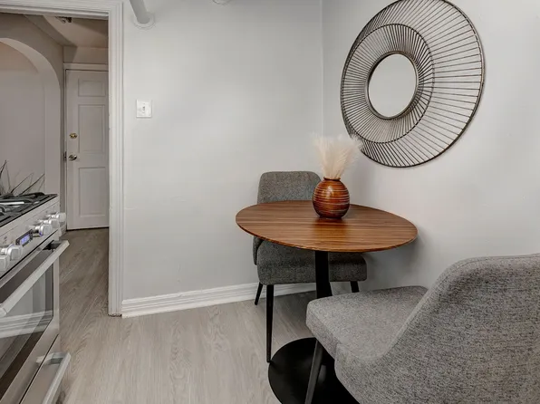 Move In Special!! Newly renovated 1 bedroom with 1 bath, 1120 S Logan St, Denver, CO 80210