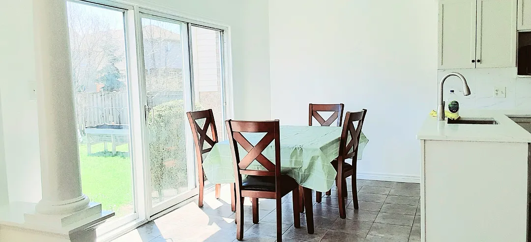 5 bed, $950 — Photo 4