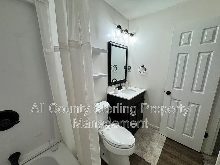 353 SE Olustee Ave — Photo 10