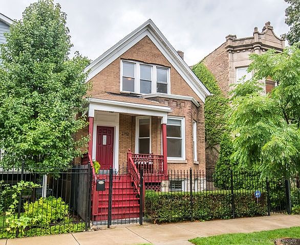 1st image of 2742 N Fairfield Ave