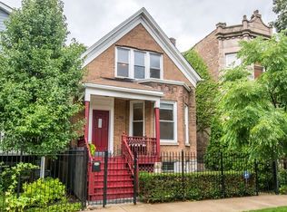 2742 N Fairfield Ave, Chicago, IL 60647