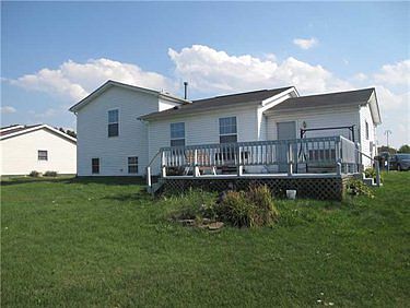 2nd image of 10282 N Park Dr