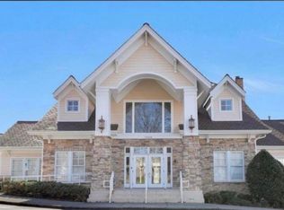 5912 Hourglass Ct, Raleigh, NC 27612