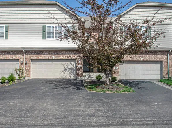 3164 Cobblestone Ln, Dayton, OH 45429