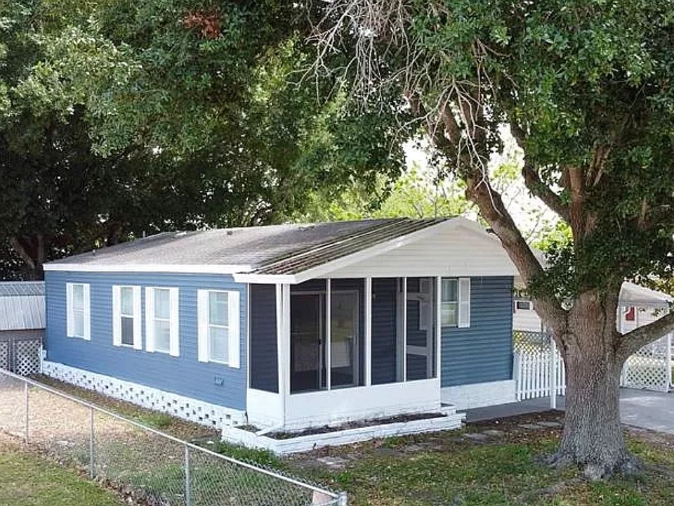 1st image of 444 Lazy Lake Dr W #1