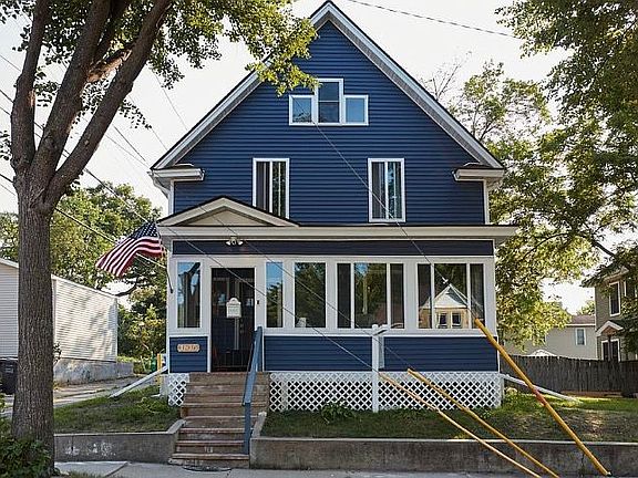 3rd image of 1815 Hillside Ave N