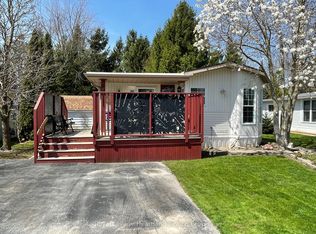 77719 Bluewater Hwy #11, Central Huron, ON N0M 1G0