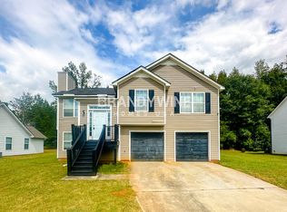 110 Mineral Springs Ln, Newnan, GA 30263