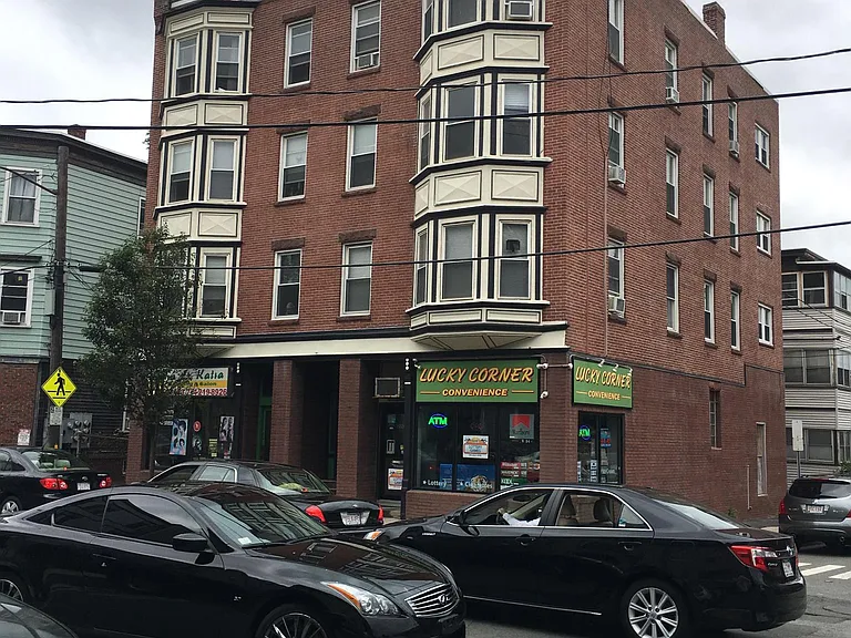 208A Washington St #2 — Photo 1