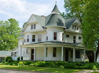 109 N Seminary St, Mount Morris, IL 61054