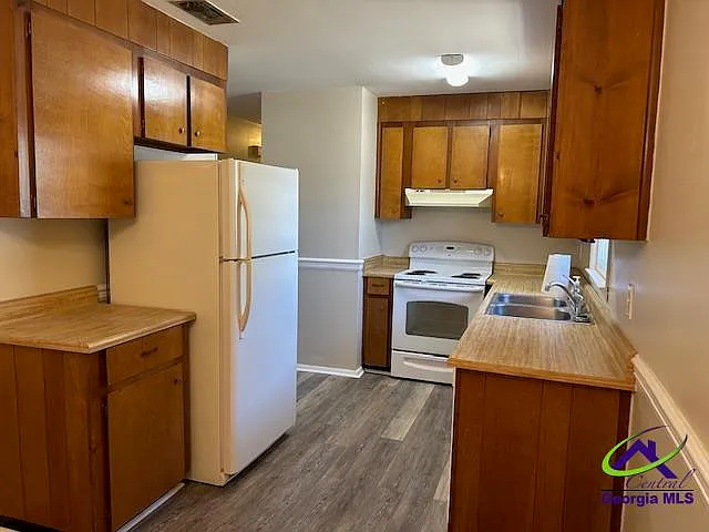 110 Mason Dr — Photo 13
